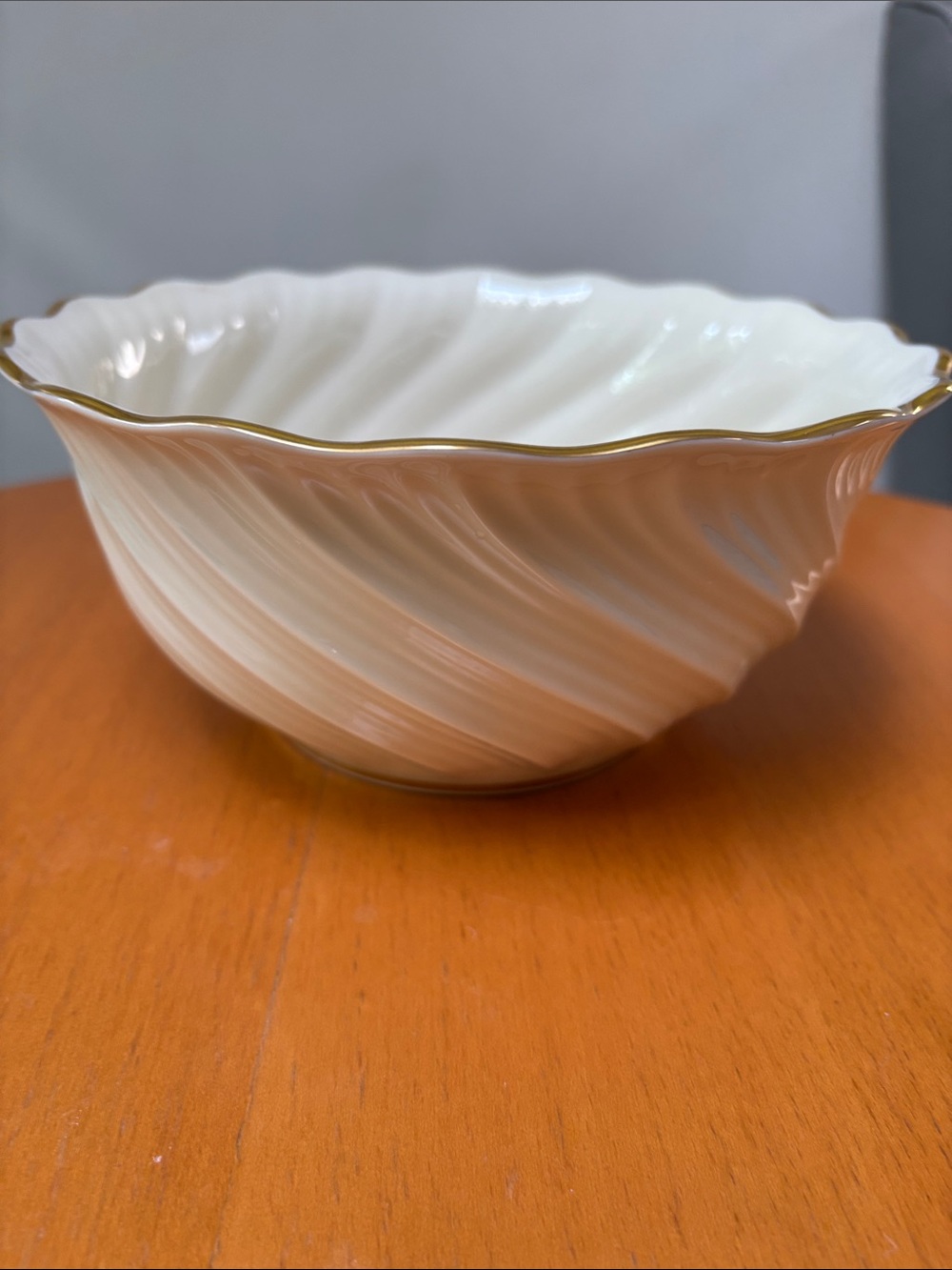Lenox Richmond Collection swirl bowl